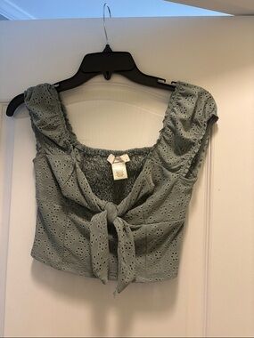 URBAN Romantics Sage Eyelet Tie-Front Crop Top